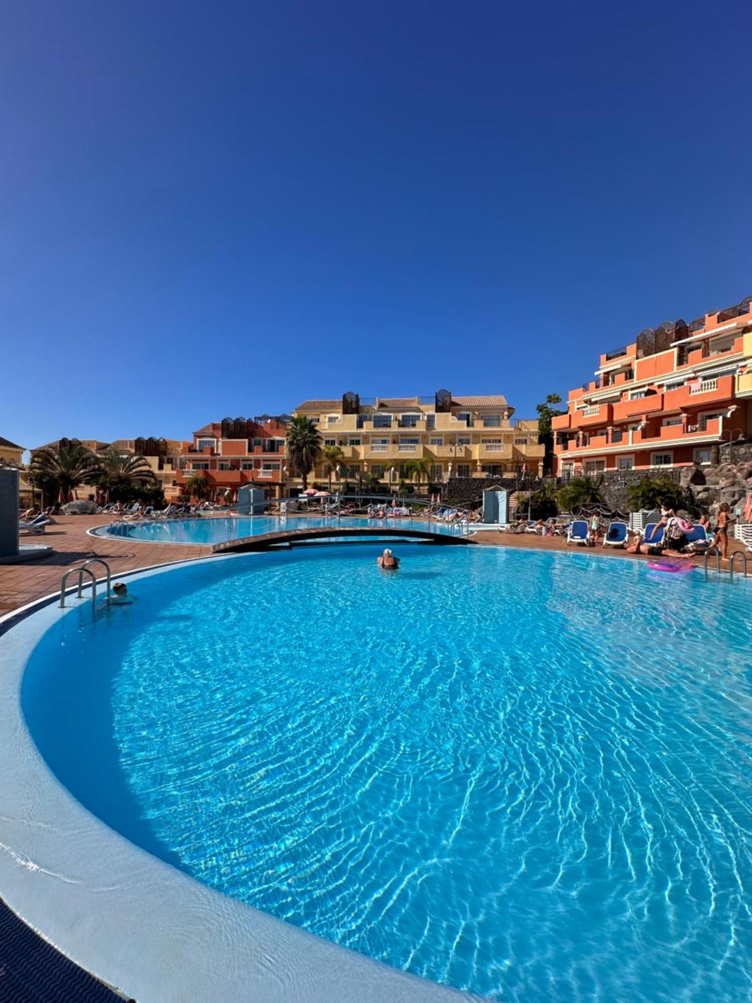 Sunset Apartment 2 & Heated Pool Лос Кристианос Екстериор снимка